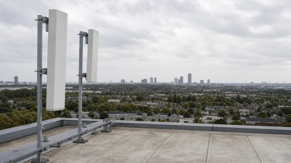 Cellular Base Stations & 5G/6G Infrastructure RF application visual