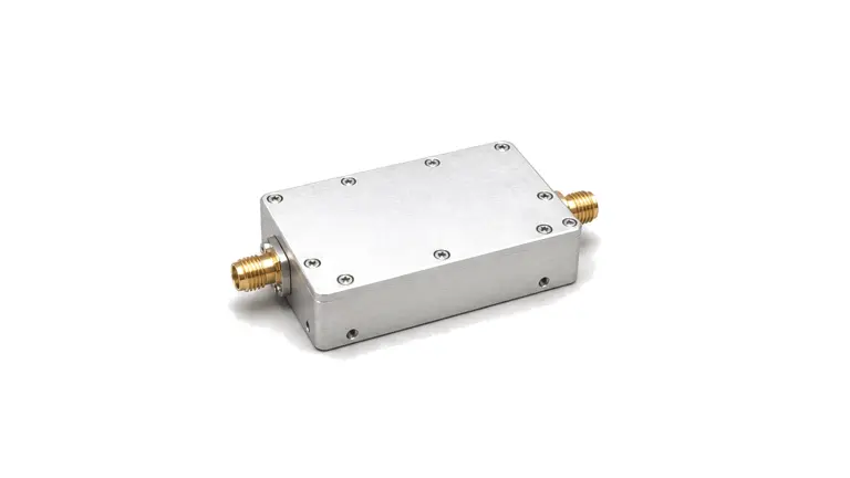 Low noise amplifier module for RF receiver front ends