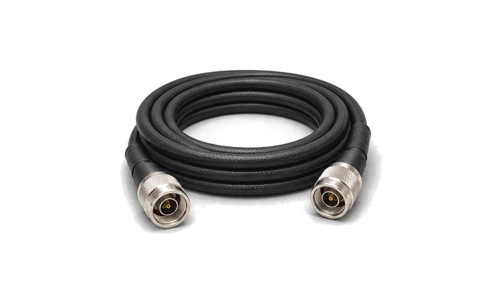 Low-loss RF cable assembly for microwave signal transmission