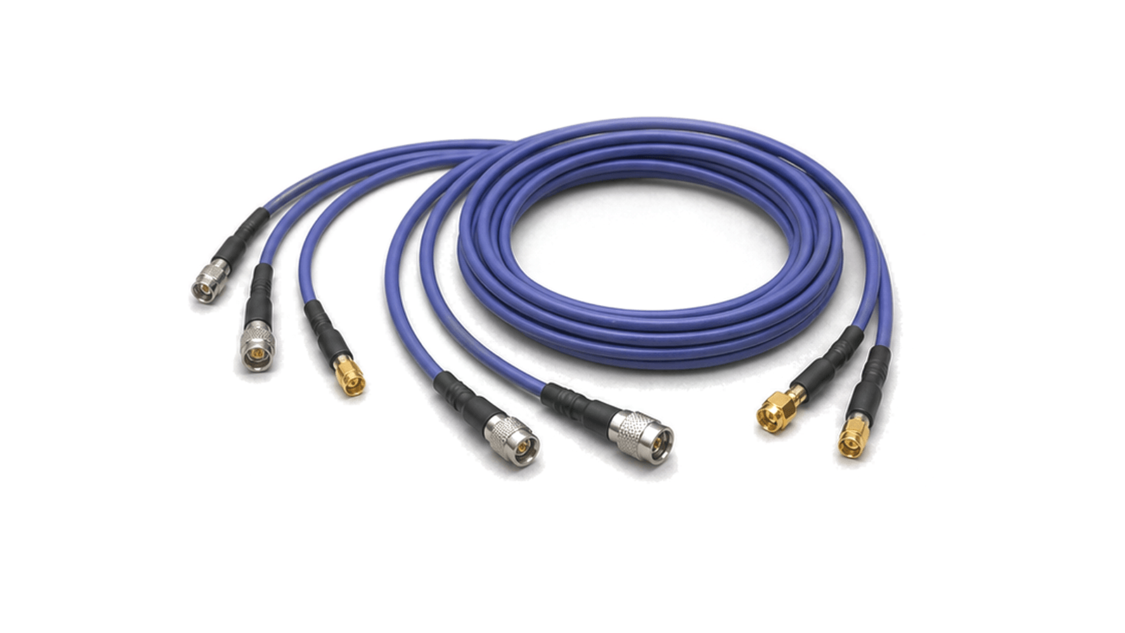 Flexible RF test cable assembly for measurement bench connections