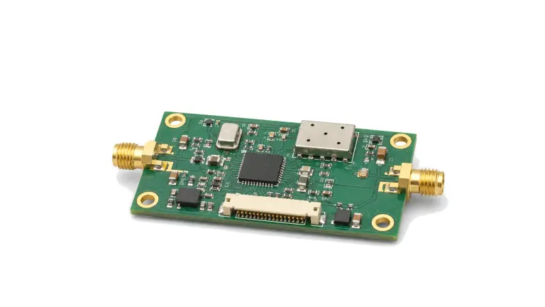Phase-locked loop PLL hardware for RF frequency generation