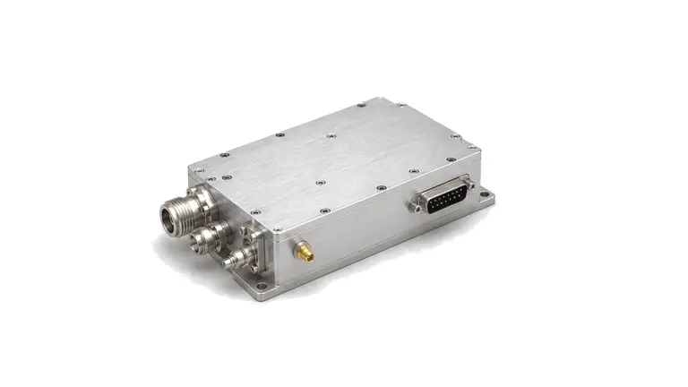 T/R switch module for shared transmit and receive RF paths