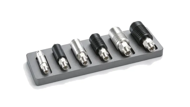 Calibrated attenuator set for RF level control