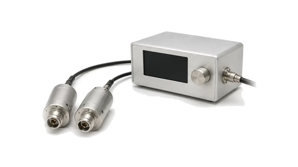 RF power meter and power sensor for microwave measurement