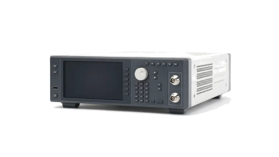 RF signal generator for test and measurement